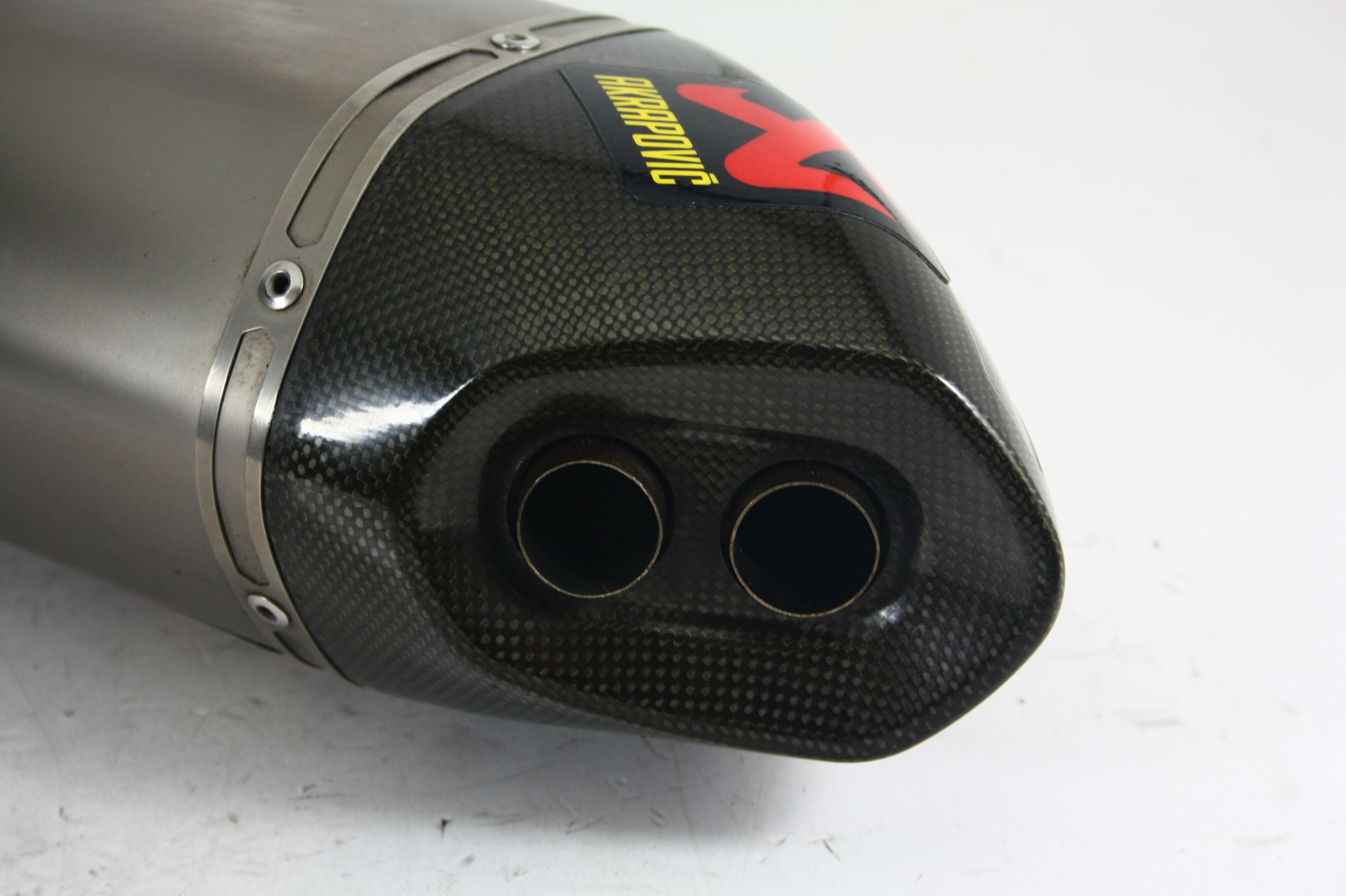 yamaha-super-tenere-xt-1200-z-akrapovic-auspuff-slipon-endtopf-175a